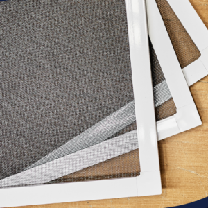 Mosquitera Corredera MONTADA con tela de fibra